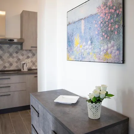 Gray Pearl - Cosy In Center Arona